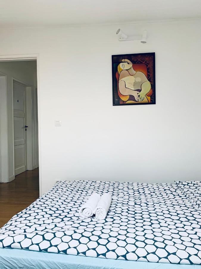 Restelo House Shared Appartment Algés Buitenkant foto